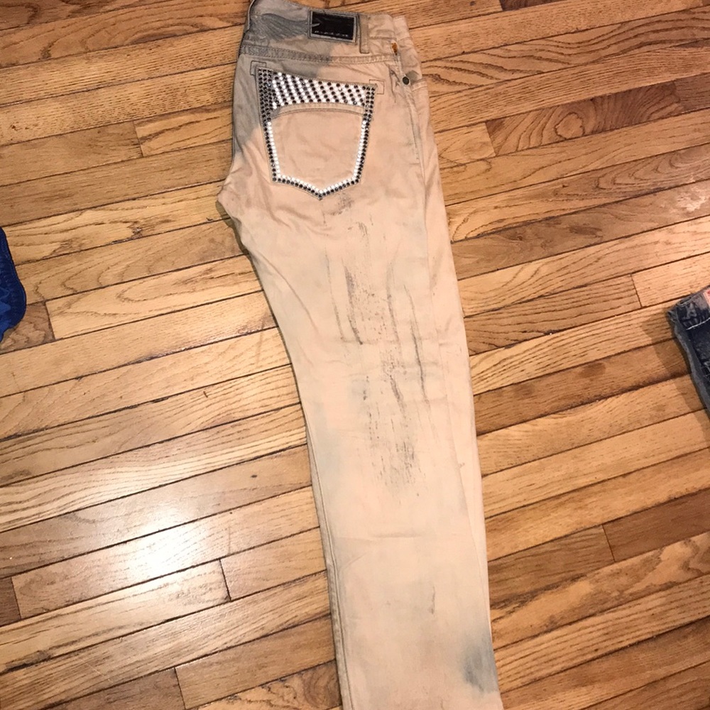 ROBIN JEANS